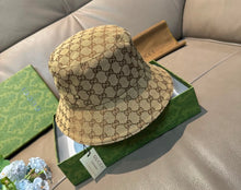 Load image into Gallery viewer, GG beach hat (adults)